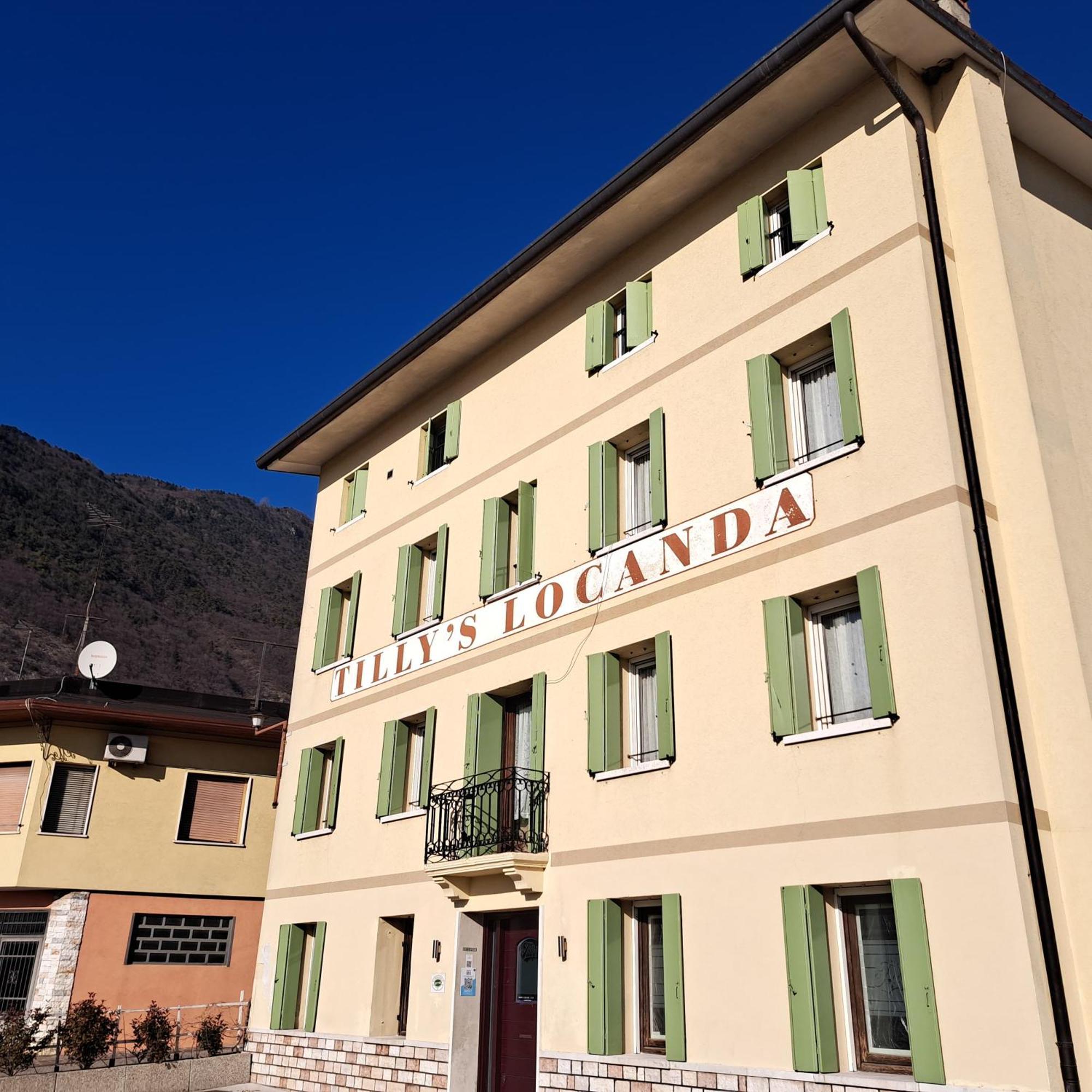 Tilly'S Locanda Борсо-дель-Граппа Экстерьер фото